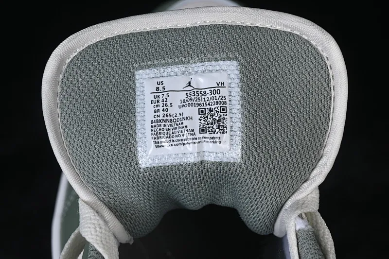 All categories Air Jordan Jordan series basketball shoes Air Jordan 1 Low High-end customized low-top sneakers Air Jordan 1 Low AJ1 Joe 1 meter white and green low-level cultural casual sneakers 553558-300